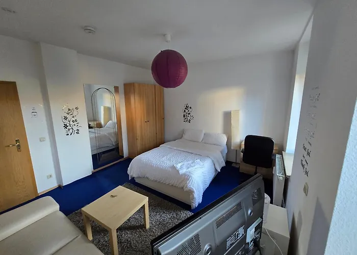 Cozy & Queit With Marcbride Rum i privatbostad